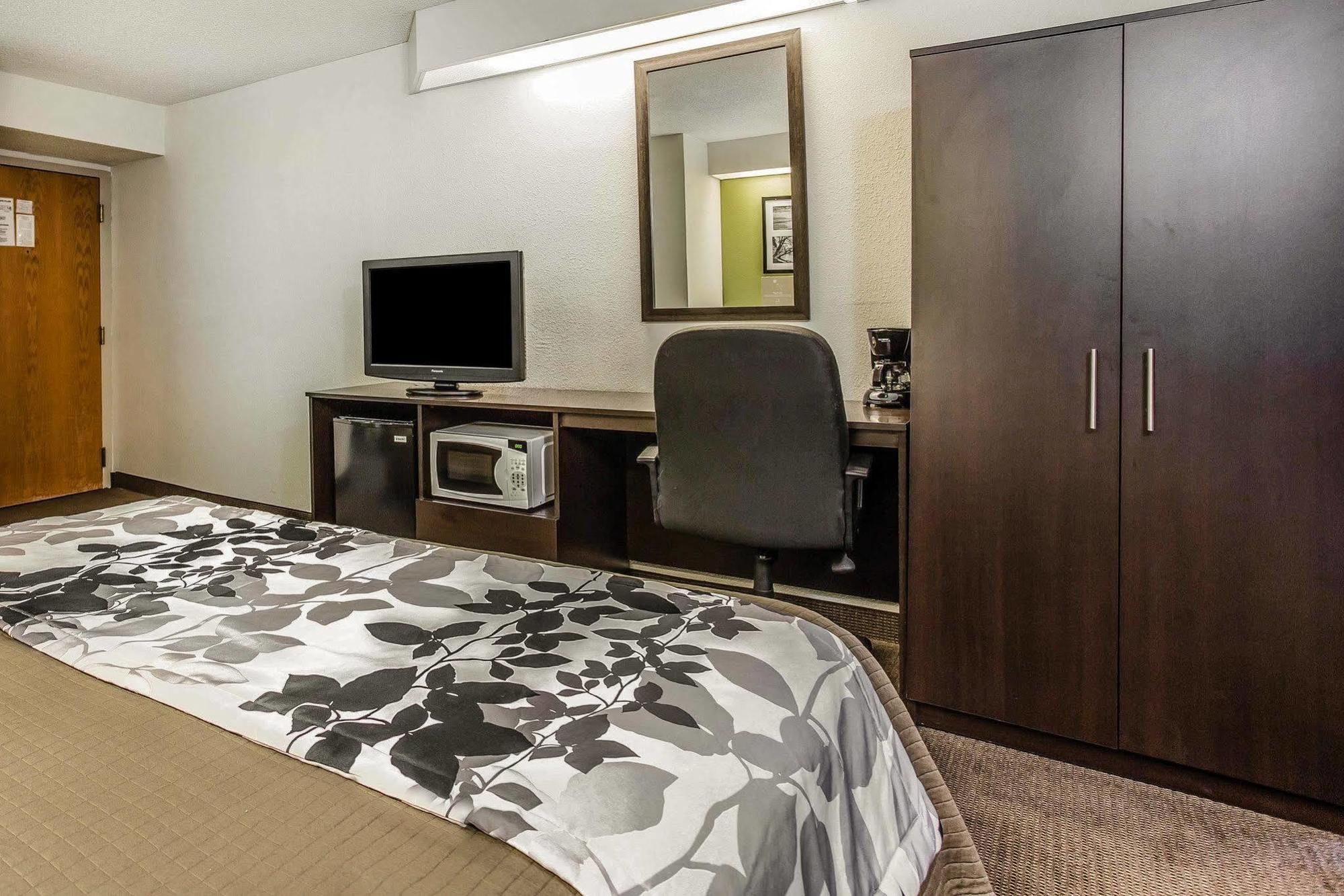 Sleep Inn At Greenville Convention Center Экстерьер фото