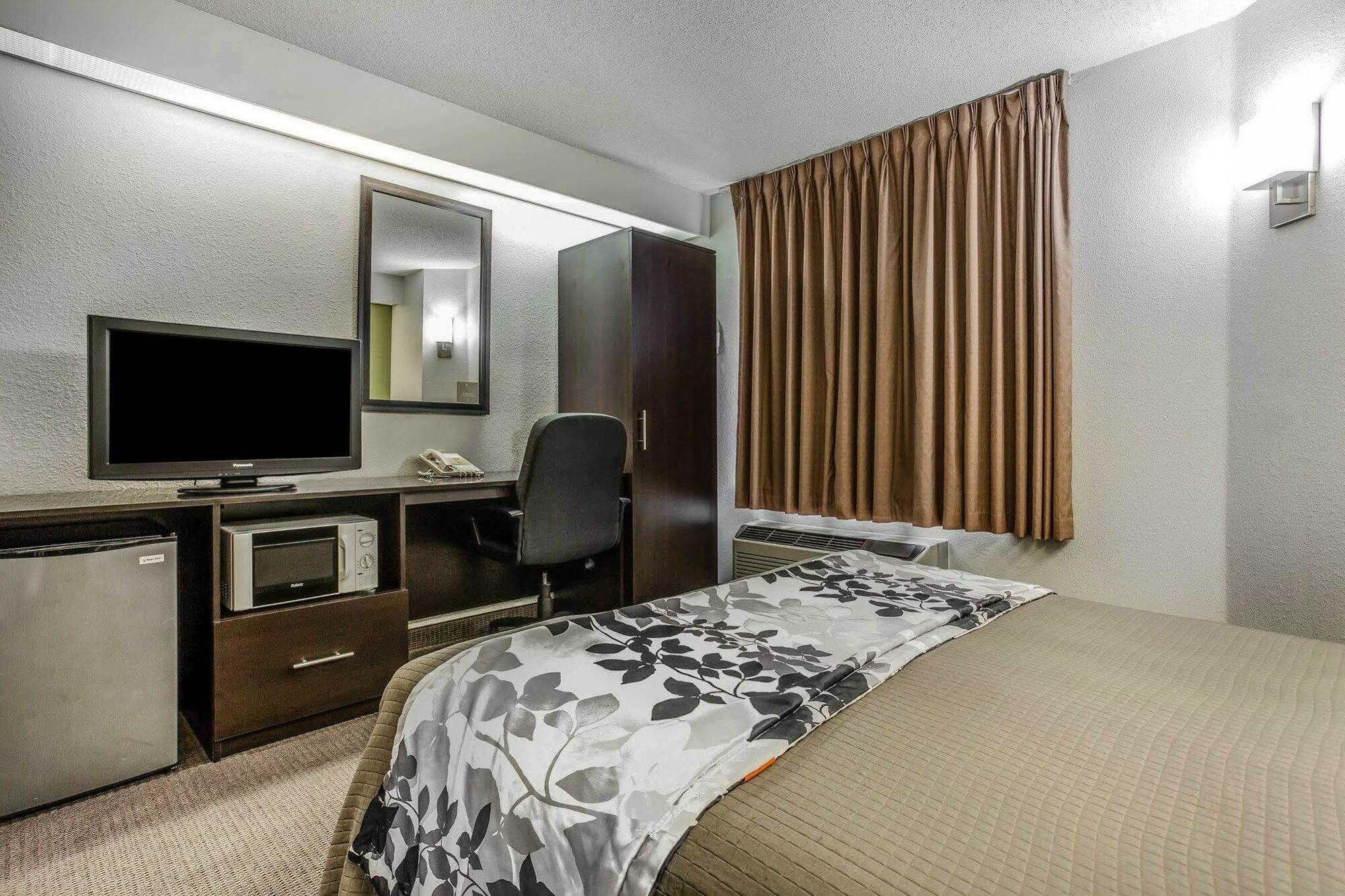 Sleep Inn At Greenville Convention Center Экстерьер фото