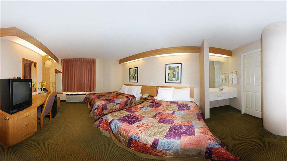Sleep Inn At Greenville Convention Center Экстерьер фото